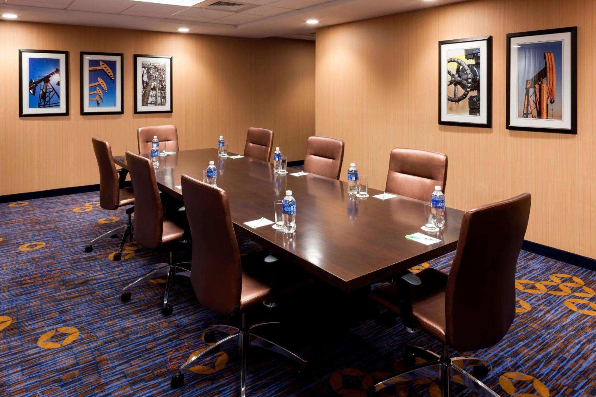 Courtyard By Marriott Houston North/Shenandoah Hotel The Woodlands Bagian luar foto